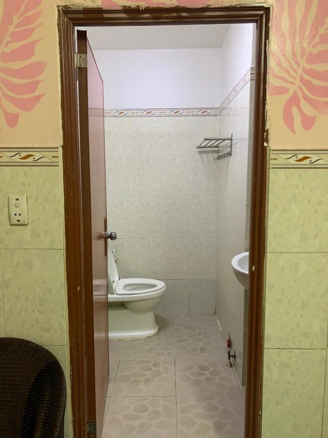 Minh Tuan Hotel Ho Chi Minh City Exterior photo