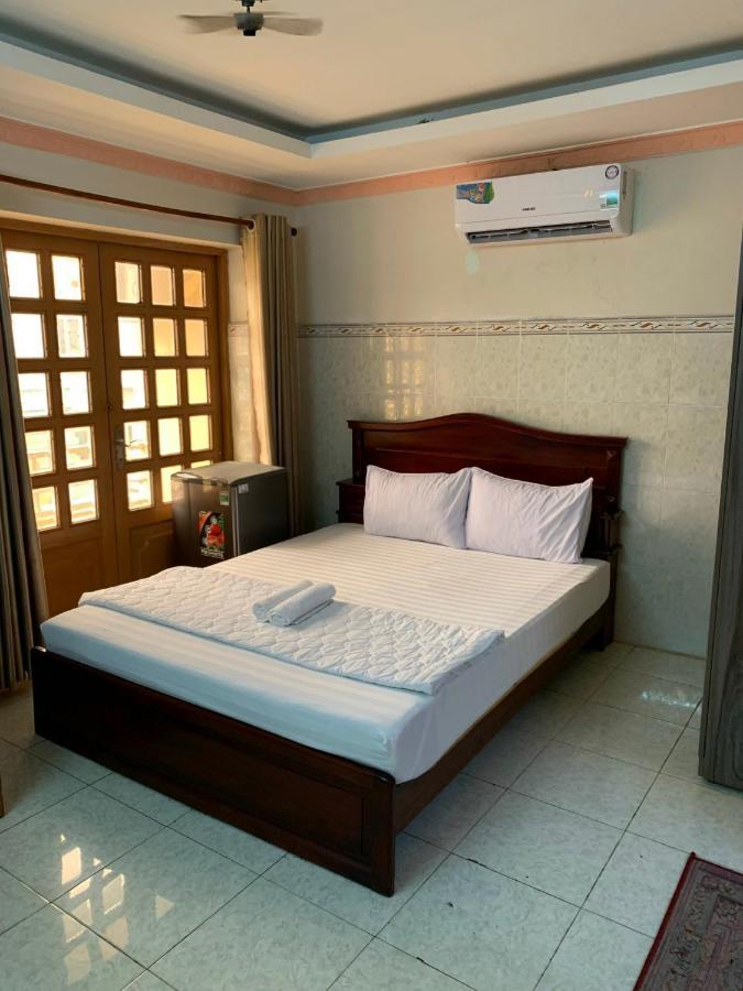 Minh Tuan Hotel Ho Chi Minh City Exterior photo