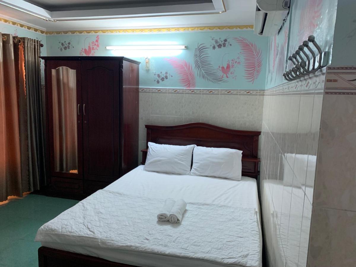 Minh Tuan Hotel Ho Chi Minh City Exterior photo