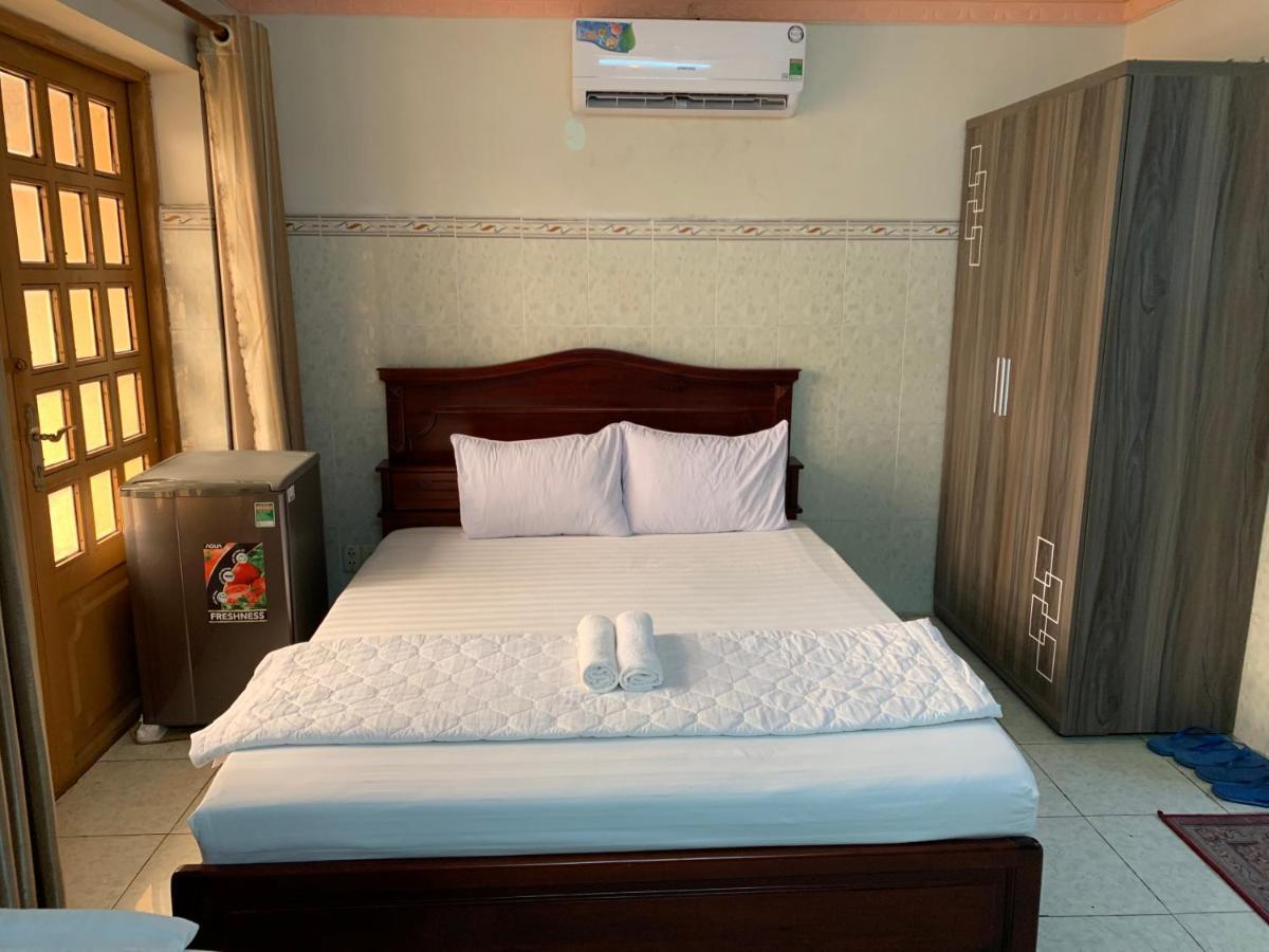 Minh Tuan Hotel Ho Chi Minh City Exterior photo